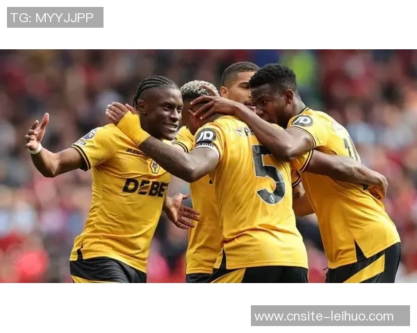 弗莱明接哈特曼传中再进一球伯恩利扩大领先优势狼队陷入困境