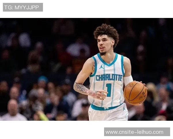 黄蜂主帅称拉梅洛防守竞争性提升全队状态助力 黄蜂主帅称拉梅洛防守竞争性提升全队状态助力