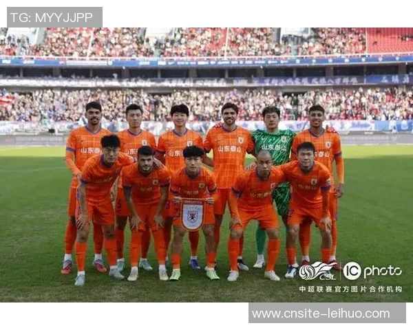 泰山队主场收官战海报发布全体鲁蜜共享最佳表现奖